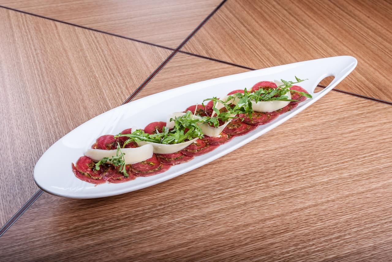 Restaurant & Design Noem Arch Готель Брно